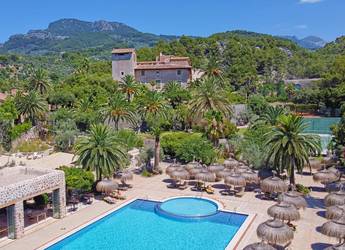 Hotel Es Port Pool