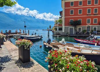 limone boats on lake garda