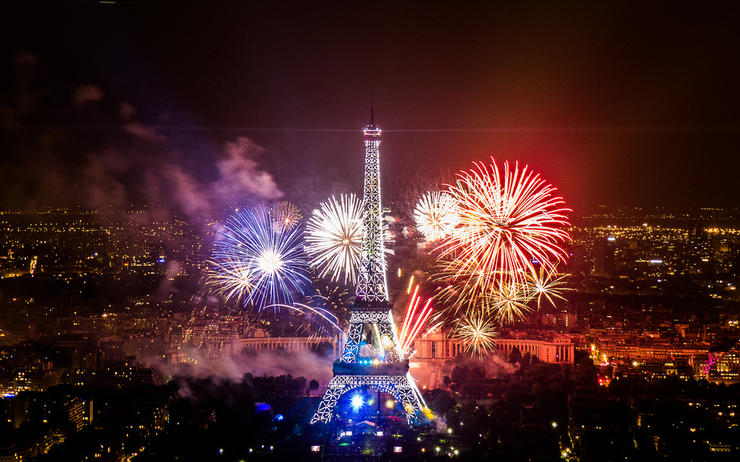 Eiffel tower and fireworks