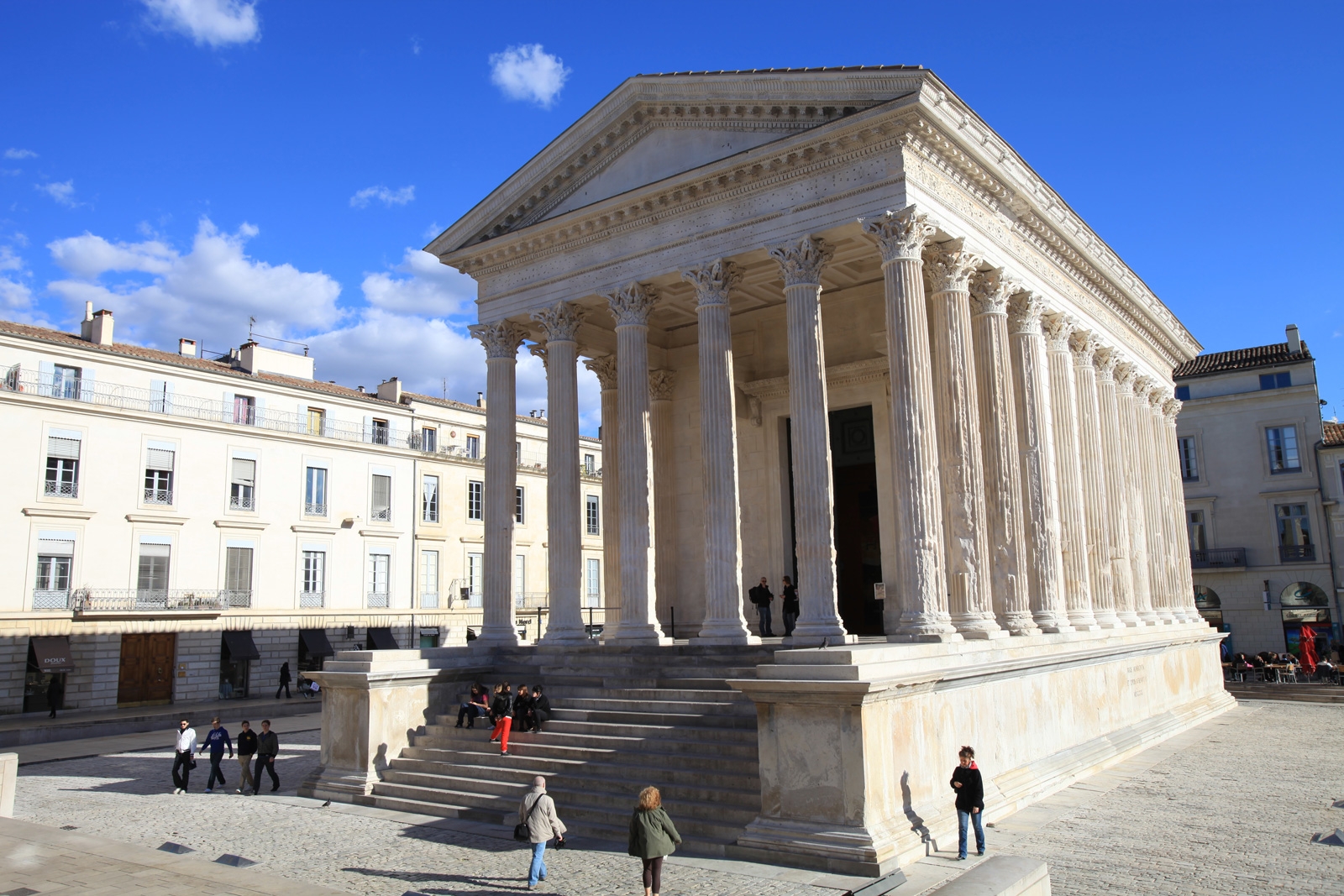 La Maison Carree Nimes